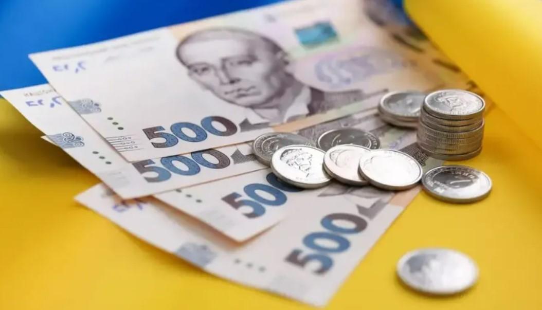 Мінімальна зарплата в Україні в 2025 році